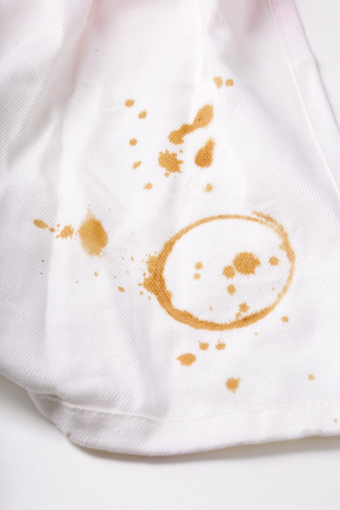 stains from polyester fabric